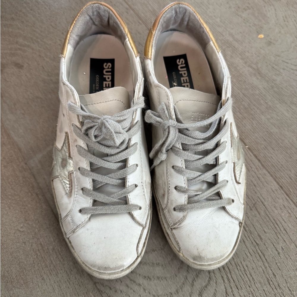 Golden Goose Sneakers